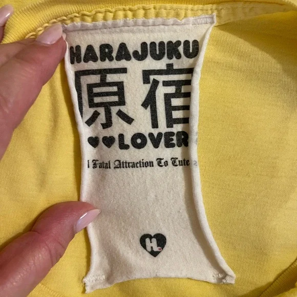 Harajuku Lovers Yellow Graphic Tee Vintage 2000 - Picture 11 of 12